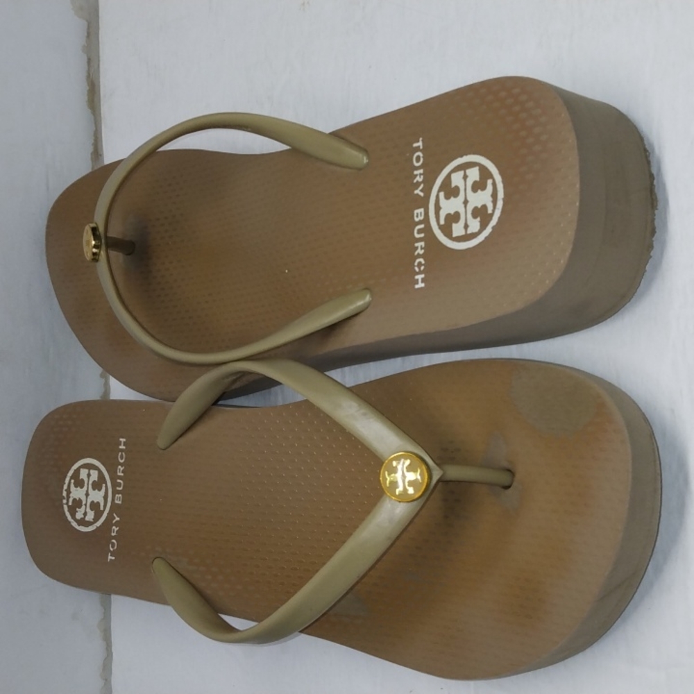 Tory Burch - Picture 3 of 12